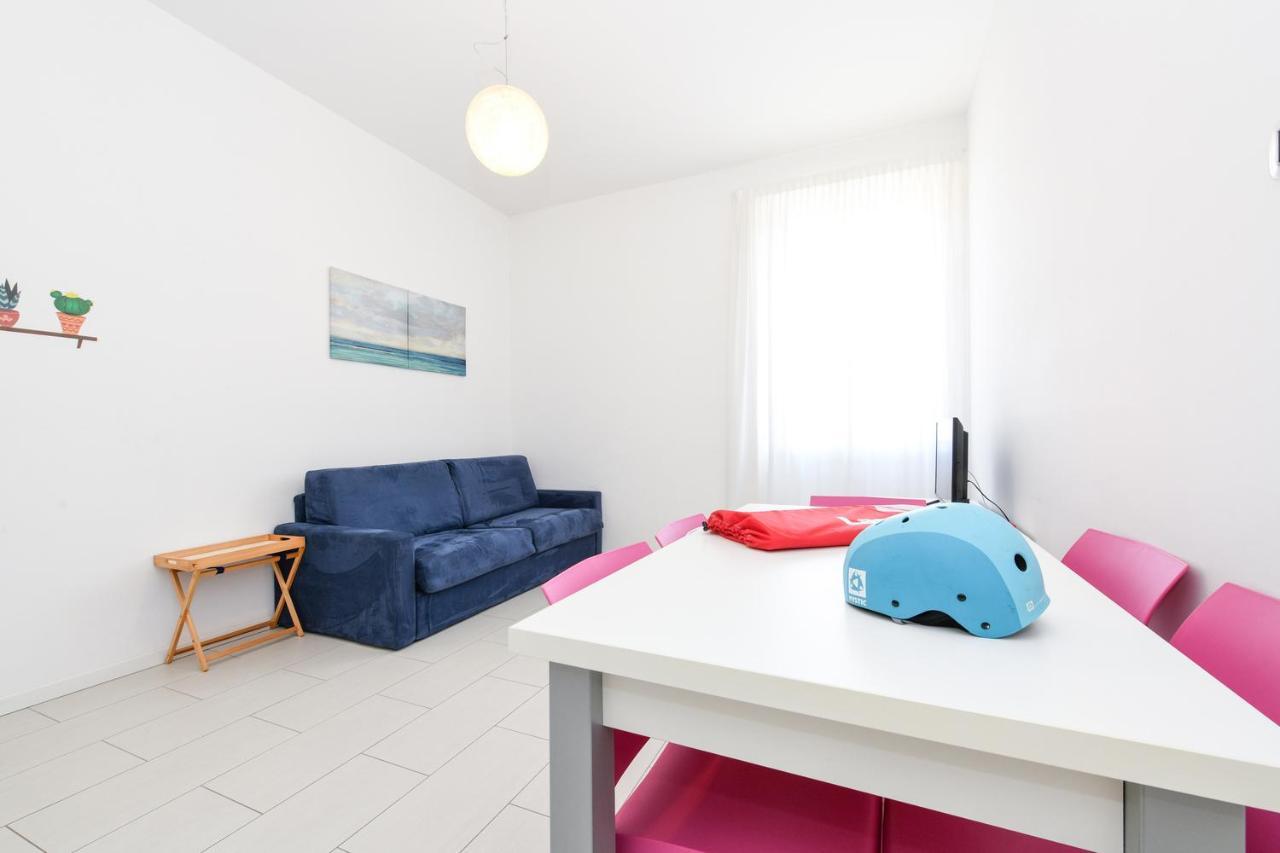 Sail Home - Apartments For Wind Lovers Кампионе-дель-Гарда Экстерьер фото