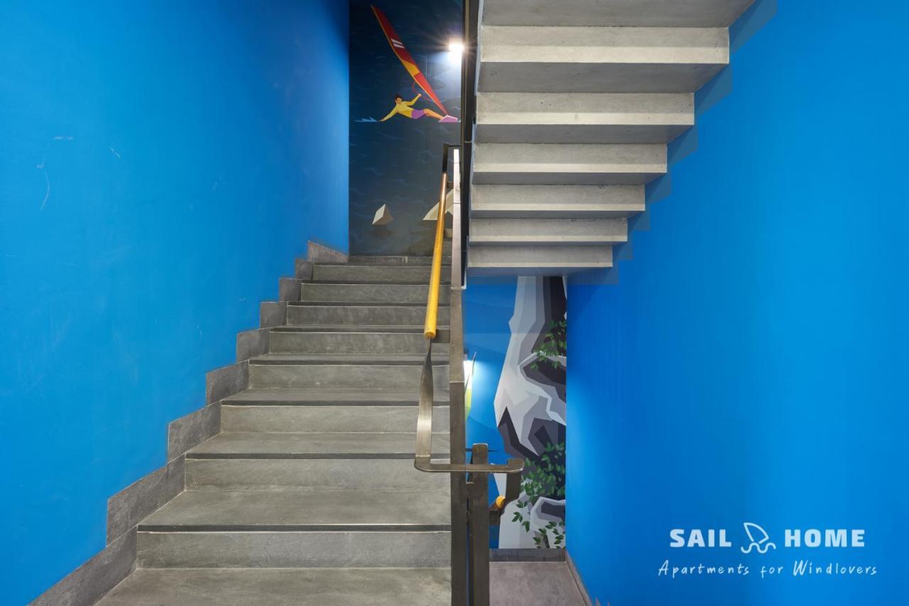 Sail Home - Apartments For Wind Lovers Кампионе-дель-Гарда Экстерьер фото
